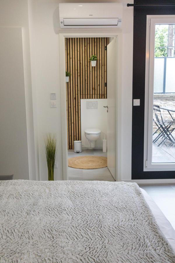 Apartamento LE BOIS DE MOINI-Calme-Terrasse-Parking- Chouzelot Exterior foto